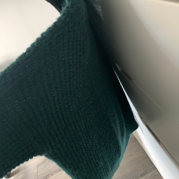 AE cute sweater - Picture 4 of 4